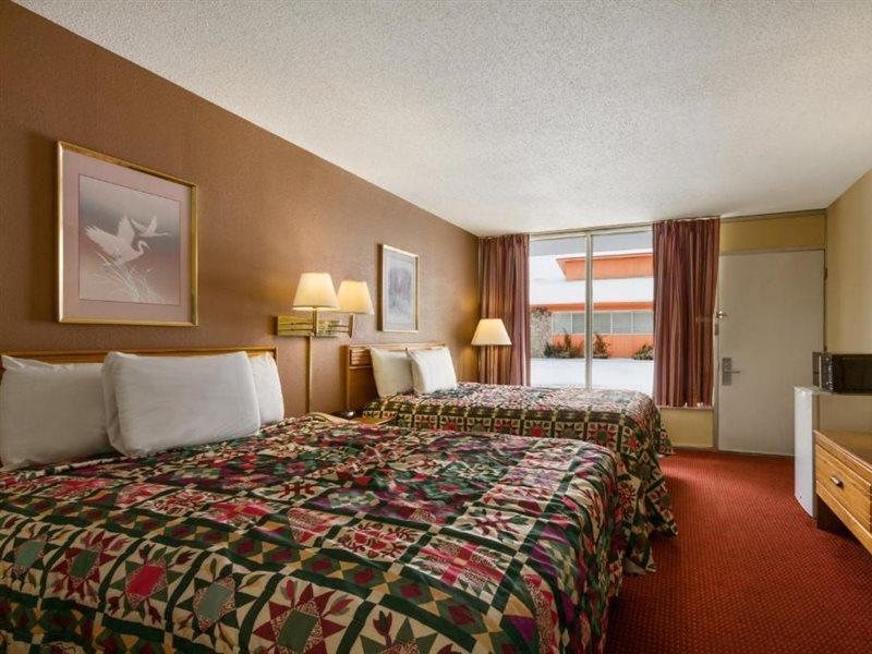 Days Inn By Wyndham White House Zewnętrze zdjęcie